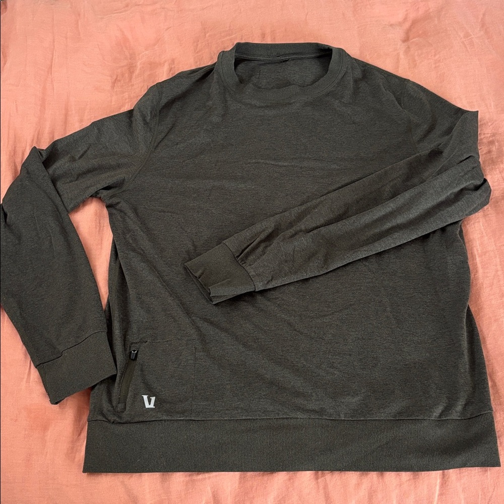 Vuori Men's Crewneck Sweater in Dark Green
